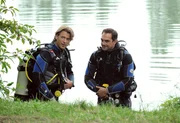 Sebastian und Mike gehen auf Schatzsuche im Lansinger Weiher. Von links: Sebastian Wildner (Herbert Ulrich) und Mike Preissinger (Harry Blank). Sebastian und Mike gehen auf Schatzsuche im Lansinger Weiher. Von links: Sebastian Wildner (Herbert Ulrich) und Mike Preissinger (Harry Blank).