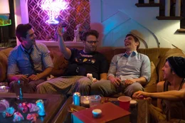 L-R: Teddy Sanders (Zac Efron), Mac Radner (Seth Rogen), Pete (Dave Franco), Scoonie (Christopher Mintz-Plasse)