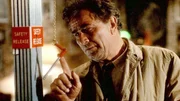 In der Werkstatt eines berühmten Zauberers wird Lt. Columbo (Peter Falk) misstrauisch. Der Zauberer ist von seiner Guillotine enthauptet worden. Ein Unfall? Aber was hat der Sicherungsbolzen mit dem Tod zu tun? In der Werkstatt eines berühmten Zauberers wird Lt. Columbo (Peter Falk) misstrauisch. Der Zauberer ist von seiner Guillotine enthauptet worden. Ein Unfall? Aber was hat der Sicherungsbolzen mit dem Tod zu tun?