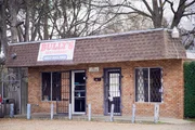 Das Restaurant &bdquo;Bully&rsquo;s&ldquo; ist ein kleines Soul-Food-Lokal am Stadtrand von Jackson, Mississippi und Gewinner des James Beard Award.