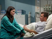 Andreas Reuter (Matthias Freihof) hat verstanden, dass es seiner Frau Frederike (Katja Woywood) nicht um eine Entscheidung geht. Sie möchte, dass er endlich das tut, was er fühlt. Andreas Reuter (Matthias Freihof) hat verstanden, dass es seiner Frau Frederike (Katja Woywood) nicht um eine Entscheidung geht. Sie möchte, dass er endlich das tut, was er fühlt.