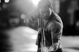 Schl&auml;gt knallhart zur&uuml;ck: FBI Agent Jake Travers (Kellan Lutz) ...