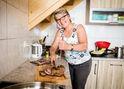 SRF bi de Lüt Landfrauenküche - Irene Schmid, Flühli LU Folge 2 Irene Schmid SRF bi de Lüt Landfrauenküche - Irene Schmid, Flühli LU Folge 2 Irene Schmid