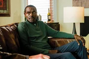 Steven Williams as Ray Cannon Sr. Steven Williams as Ray Cannon Sr.