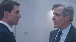 Ethan Hunt (Tom Cruise, l.); Kittridge (Henry Czerny, r.)