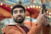 Nicky (Mawaan Rizwan)