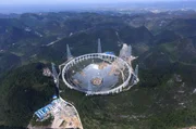 Das 500-Meter-Apertur-Sph&auml;rische Radioteleskop (FAST) im Bau in der s&uuml;dwestchinesischen Provinz Guizhou, am 26. November 2015.