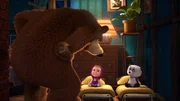 Der Bär knöpft sich Mascha und Panda vor. Der Bär knöpft sich Mascha und Panda vor.