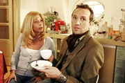 Hugo macht Laura unmissverständlich klar, dass sie durch ihr Zusammenleben mit Johannes nicht wirklich etwas in ihrem Leben verändert hat.