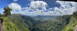 Der "Piton de la Petite Rivi&egrave;re Noire" ist der h&ouml;chste Berg der Insel Mauritius und spielt als solcher wohl auch eine wichtige Rolle im Kryptogramm.