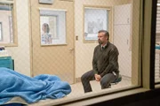 Tyler Labine (Dr. Iggy Frome).