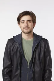 (1. Staffel) - Liam Cole (Charlie Rowe) entdeckt, dass ein riesiger Asteroid auf die Erde zurast und droht den ganzen Planeten zu zerstören. Um das zu verhindern, schließt sich der MIT-Student mit drei ganz unterschiedlichen Menschen zusammen ...