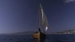 Mit nur einem Segel ausgestattet ist die Bissula l&auml;ngst nicht so wendig wie moderne Segelboote.