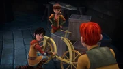 Leo, Lisa und Lollo begutachten Leos Fahrrad.