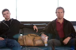 Doch da Daddy nicht fliegen darf, bleibt Vater (Jeff Bridges, r.) und Sohn (Justin Timberlake, l.) nichts anderes &uuml;brig, als eine lange gemeinsame Autofahrt quer durch die USA auf sich zu nehmen - und sich dabei kennen zu lernen ...