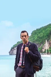 Ralf Little als DI Neville Parker. Ralf Little als DI Neville Parker.