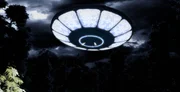 CGI-BILD: Ein UFO am Himmel.