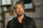 Weil er pers&ouml;nlich involviert zu sein scheint, kommt auch der pensionierte Polizist Ray Archer (Al Pacino) wieder zum Einsatz.