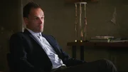 Sherlock Holmes (Jonny Lee Miller)