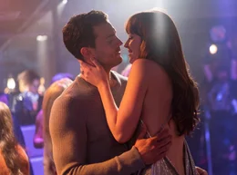 Jamie Dornan (Christian Grey), Dakota Johnson (Anastasia Steele).