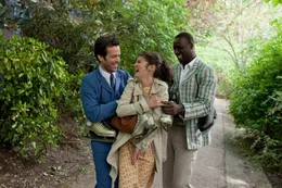 v.l.n.r. Colin (Romain Duris), Chlo&Egrave; (Audrey Tautou) und Nicolas (Omar Sy)
