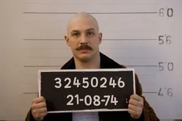 Charles Bronson (Tom Hardy)