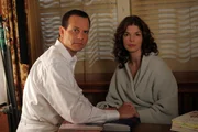 L-R: Bill Henrickson (Bill Paxton) and Barb Henrickson (Jeanne Tripplehorn)