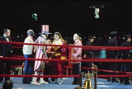 Rocky (Sylvester Stallone, 2.v.r.)