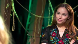 Leni Gerlach (Mina Tander) verteidigt ihre neue Liebe gegen Lotte alias Luise.