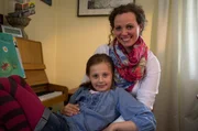 Landfrau Kerstin Loy mit Tochter Rebecca.