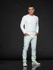 Phil Dunphy (Ty Burrell)