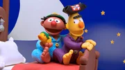 Ernie und Bert erleben die unglaublichsten Abenteuer im Land der Tr&auml;ume.
