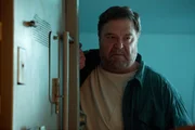Spielt Howard (John Goodman) ein falsches Spiel oder versucht er tats&auml;chlich, sich und den anderen beiden das Leben zu retten?; Spielt Howard (John Goodman) ein falsches Spiel oder versucht er tats&auml;chlich, sich und den anderen beiden das Leben zu retten?
