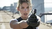 Kim Krüger (Katja Woywood) hat ihren Ex und den Gangster Petrow verfolgt und ist nun Alexanders letzte  Rettung...