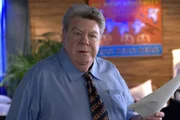 George Wendt (Harv).