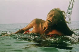 Chrissie (Susan Backlinie)