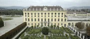 Schloss Schönbrunn. Schloss Schönbrunn.