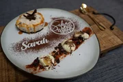 Dessert bei Sarah Konert (Das Fleisch / Blonde d´Aquitaine Rinder) in Bocholt (NRW).