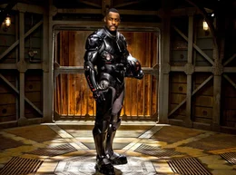 Idris Elba als Stacker Pentecost