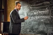 Ermittelt in einem Fall von Kindesentführung und lässt dabei wieder einmal sein ganzes detektivisches Gespür und seine unschlagbaren logischen Fähigkeiten spielen: Sherlock Holmes (Jonny Lee Miller) ...