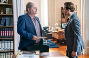 Rechtsanwalt Eduardo Silva (J&uuml;rgen Tarrach) legt sich mit Staatsanwalt Tavares (Orestes Fiedler) an.
