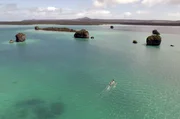Mit einer Fläche von mehr als 24.000 Quadratkilometern gilt die Lagune von Neukaledonien als die größte der Welt.