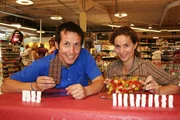 Willi mit Ernährungswissenschaftlerin Andrea Danitschek.