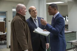 Mike O'Malley (Daniel Sullivan), Albert Brooks (Dr. Cyril Wecht), Will Smith (Dr. Bennet Omalu).