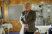 Das NCIS-Team muss dieses Mal nicht nur einen Mord aufkl&auml;ren, sondern auch einen Selbstmord verhindern. Kann der neue "Sherlock" DiNozzo (Robert Wagner) helfen?