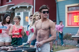 Verbindungspr&auml;sident Teddy (Zac Efron, r.) lebt f&uuml;r seine Verbindung und die damit verbundenen Partys, doch als er mit seinen Br&uuml;dern in eine ruhige Nachbarschaft zieht, bekommt er unerwartet starken Gegenwind ...