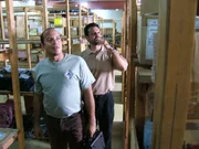 Drama: Arturo O'Neill Torres, manager of the Humberto Vidal shoe store and a gas company technician search for a gas leak in the basement