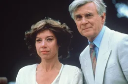 Margarethe (Evelyn Hamann, l.); Paul (Loriot, r.)