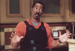 Roper (Eddie Murphy) hat die Situation voll im Griff.