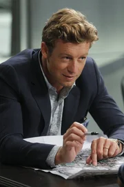 Gibt alles, um den Mörder des FBI-Undercover-Agent Jeremy Geist zu finden: Jane (Simon Baker).